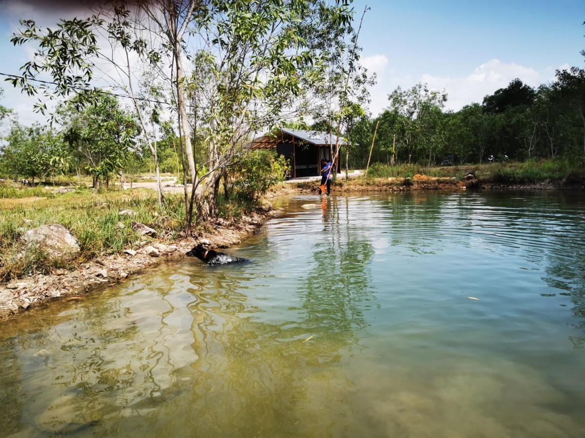 Kampot Camping - Eco Retreat Buitenkant foto