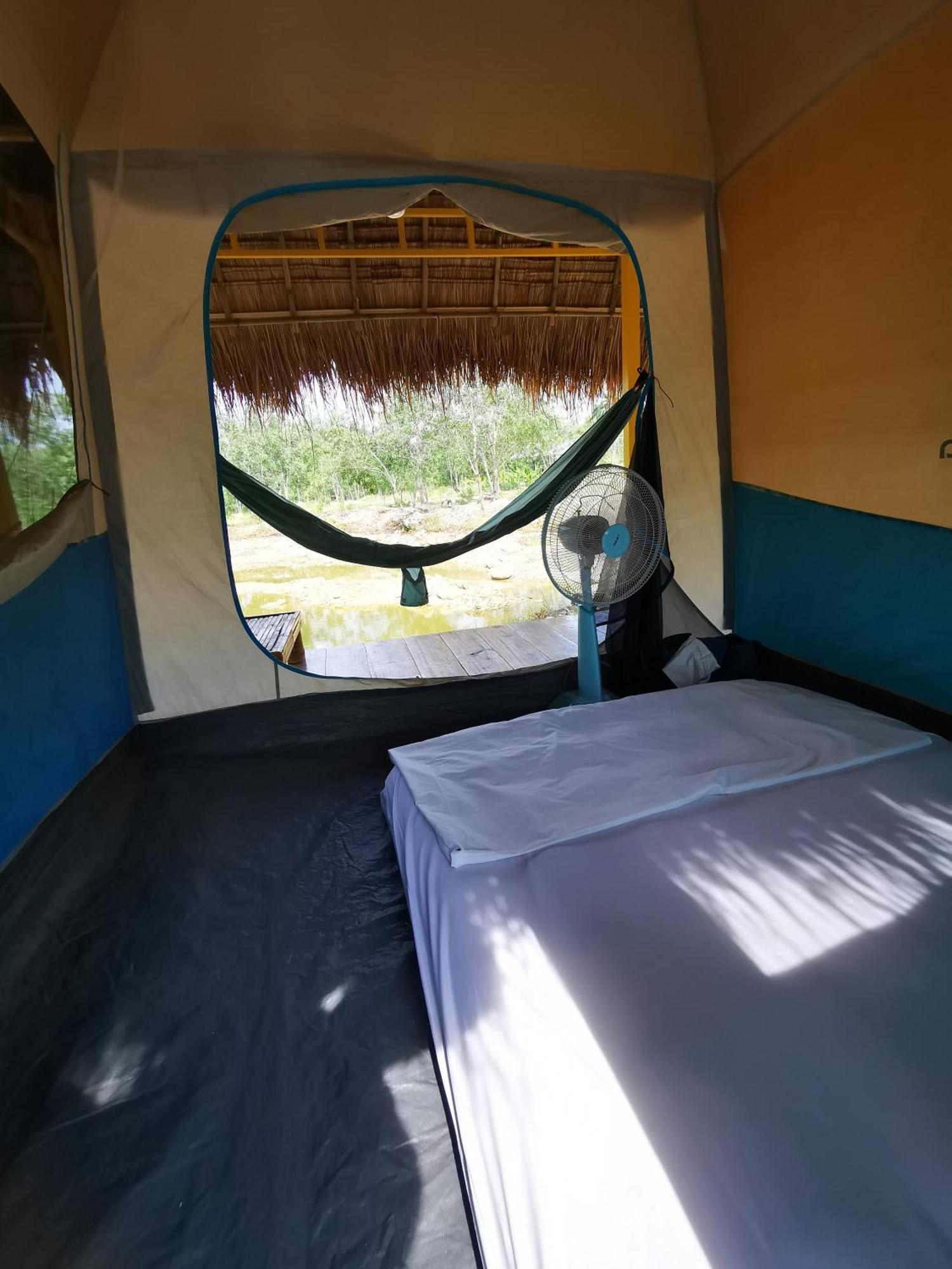 Kampot Camping - Eco Retreat Buitenkant foto