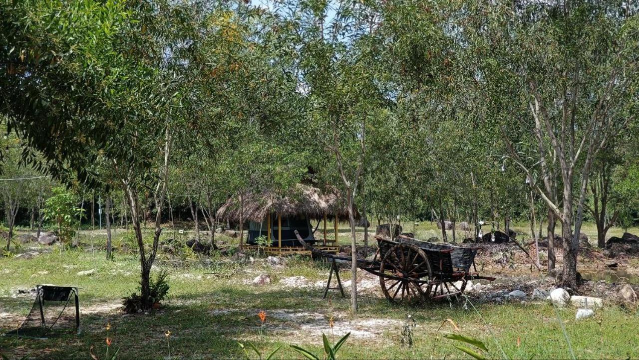 Kampot Camping - Eco Retreat Buitenkant foto