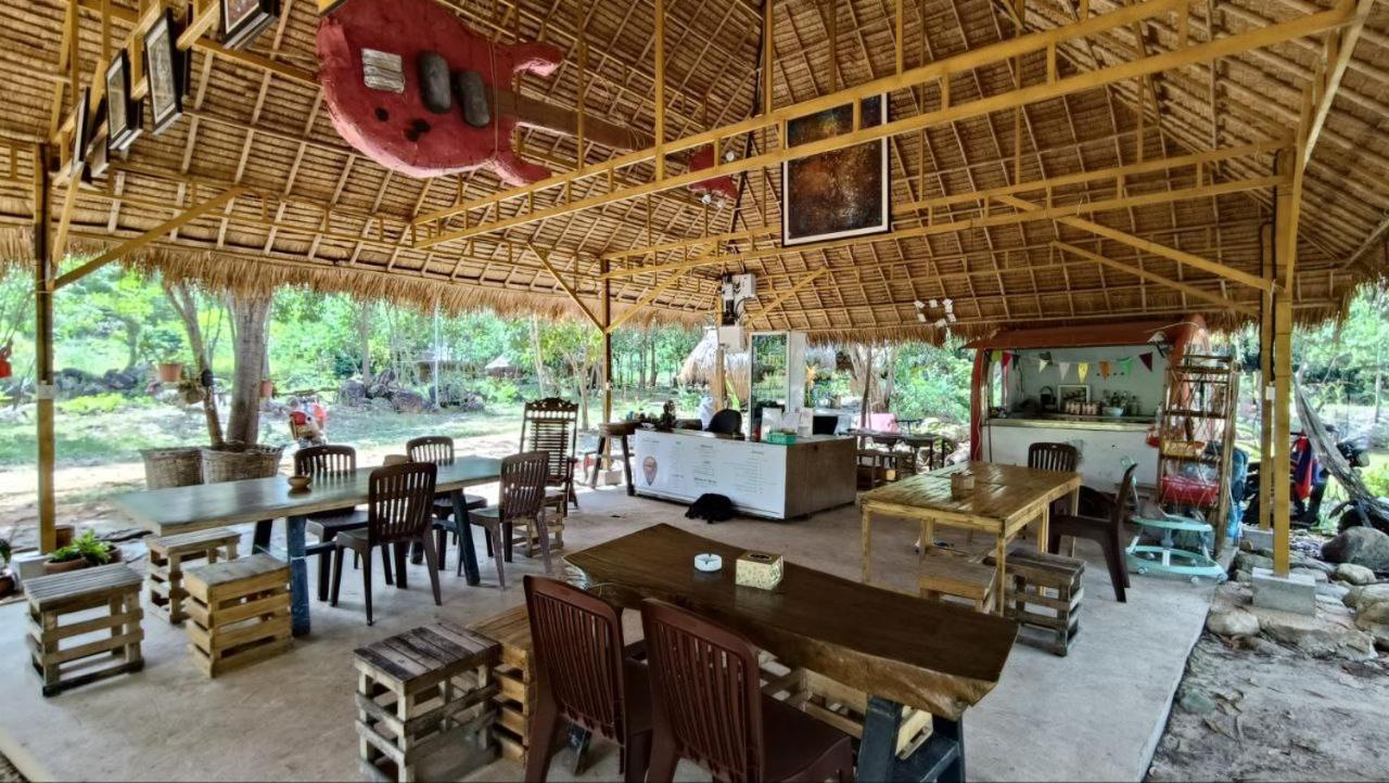 Kampot Camping - Eco Retreat Buitenkant foto